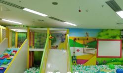 -孩子王(万达广场店)