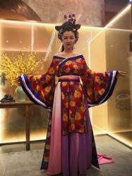 点击看大图 -盘子女人坊古装写真摄影(南京总店)