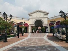 -佛罗伦萨小镇广佛名品奥特莱斯(疏港路店)