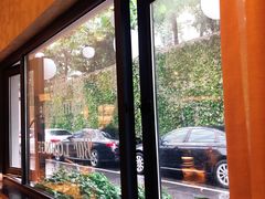 -康铂酒店(上海自然博物馆店)