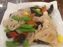 荷塘小炒-烤肉季饭庄
