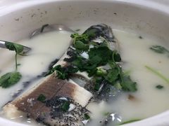 砂锅鱼头-鱼水情·农家菜·大鱼头(南山竹海店)