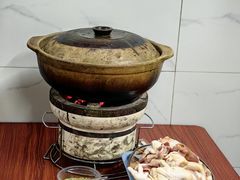 -威邵鸡煲(西华路总店)