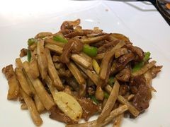 穗香头菜炒莺嘴-味可道美食坊(福基路店)