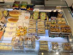面包甜点陈列柜-法诗甜蛋糕店(皇姑大润发店)