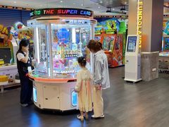 -反斗乐园π·电玩·高空拓展·蹦床(龙华天虹店)