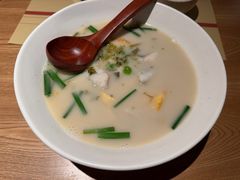 招牌黄鱼面-荣家黄鱼面(南京西路店)