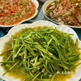 我就说跟着本地人吃不会出错!