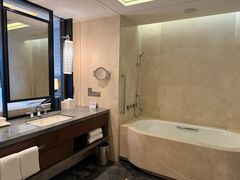 -舟山希尔顿酒店