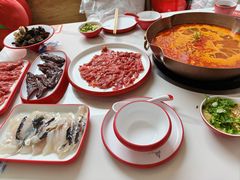 -毛辣果·贵州红酸汤牛肉火锅(西单店)