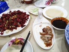 -大鸭梨烤鸭店(金顶街店)