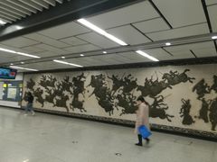 -体育场(地铁站)