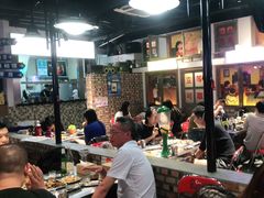 -马路牙子烧烤音乐酒馆(望京店)