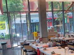 -肥肥虾庄·金牌油焖大虾(东湖欢乐谷店)