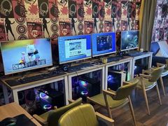 -玩坞轰趴馆·户外团建聚会主题生日派对馆(世豪广场店)