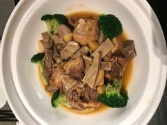 黄焖猪肚鸡-莫干山郡安里度假酒店-桃尖中餐厅