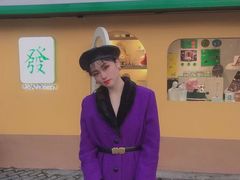 -LADY FAFA(巨鹿路陕西南路路口店)
