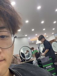 -藤野造型烫染·漂发