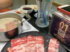 -红鼎豆捞·非遗鲍皇汤火锅(宝丰路店)
