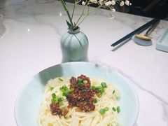 特色小面（红油）-乔阿马·江南味·驴肉香(龙湖华泾天街店)
