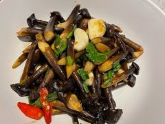 小炒黑鸡枞-半山腰·云南菜(侨福芳草地店)