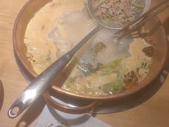 -洱火云南酸菜牛肉火锅(石景山当代商城店)