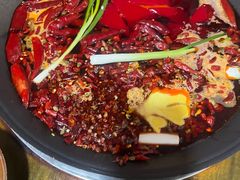 -黄潇洒老火锅(九眼桥宏济巷店)
