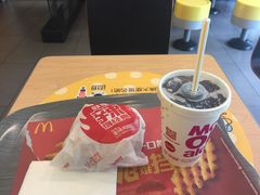 -麦当劳(十字街店)