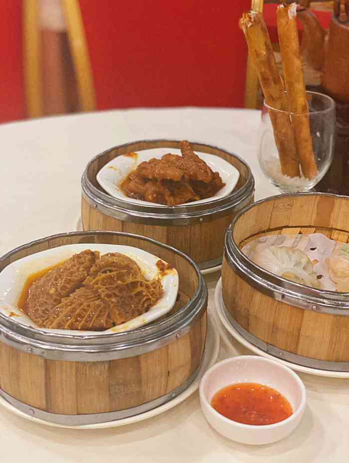 凤凰楼(华强店)-"早茶不错,味道挺好,价格还可以接受.节假.