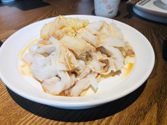 -樱花里音乐餐吧·牛扒椰子鸡(东圃店)