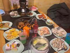 -釜御山海鲜烤肉火锅自助(新城市中心店)