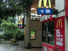 -麦当劳(东方时代广场分店)