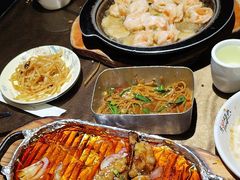-东口码头·烧鸽子·鱼头泡饼·地方菜(金鹰悦城店)