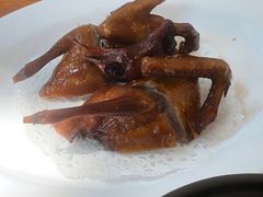 蒜香乳鸽-富哥食店