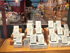 -西西弗书店&矢量咖啡(凯德晶萃广场店)