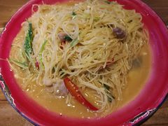 -先启半步颠小酒馆(白麓里店)