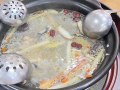 -濠轩阁特色生蚝火锅(水湾路店)