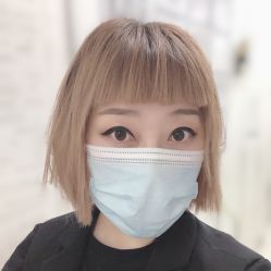 -变画·发型STUDIO
