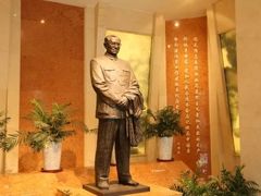 -张闻天故居