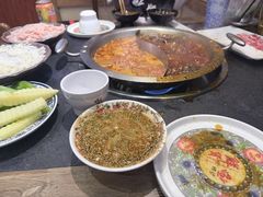 -沸炉重庆老火锅(军事博物馆店)