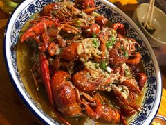-琥珀老六龙虾(四里河店)