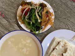 -燕味特色小吃