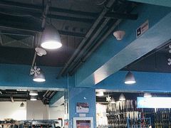 -乔波室内滑雪场