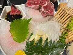 -山川小町·极番烧肉(新地假日广场店)