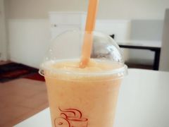 -Winchell's Donuts House