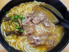 -三千粉牛肉米粉(来客茂店)
