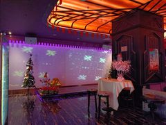 -UK派对KTV(日月广场店)