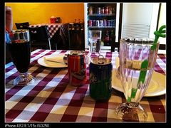 -百好乐宠物友好餐厅(朝外大街店)