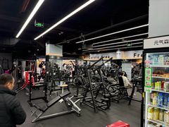 -VLines耀能运动24小时·月付制健身(京广桥店)