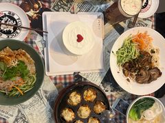 -鼓楼吃面·肉啃肉(南锣鼓巷店)